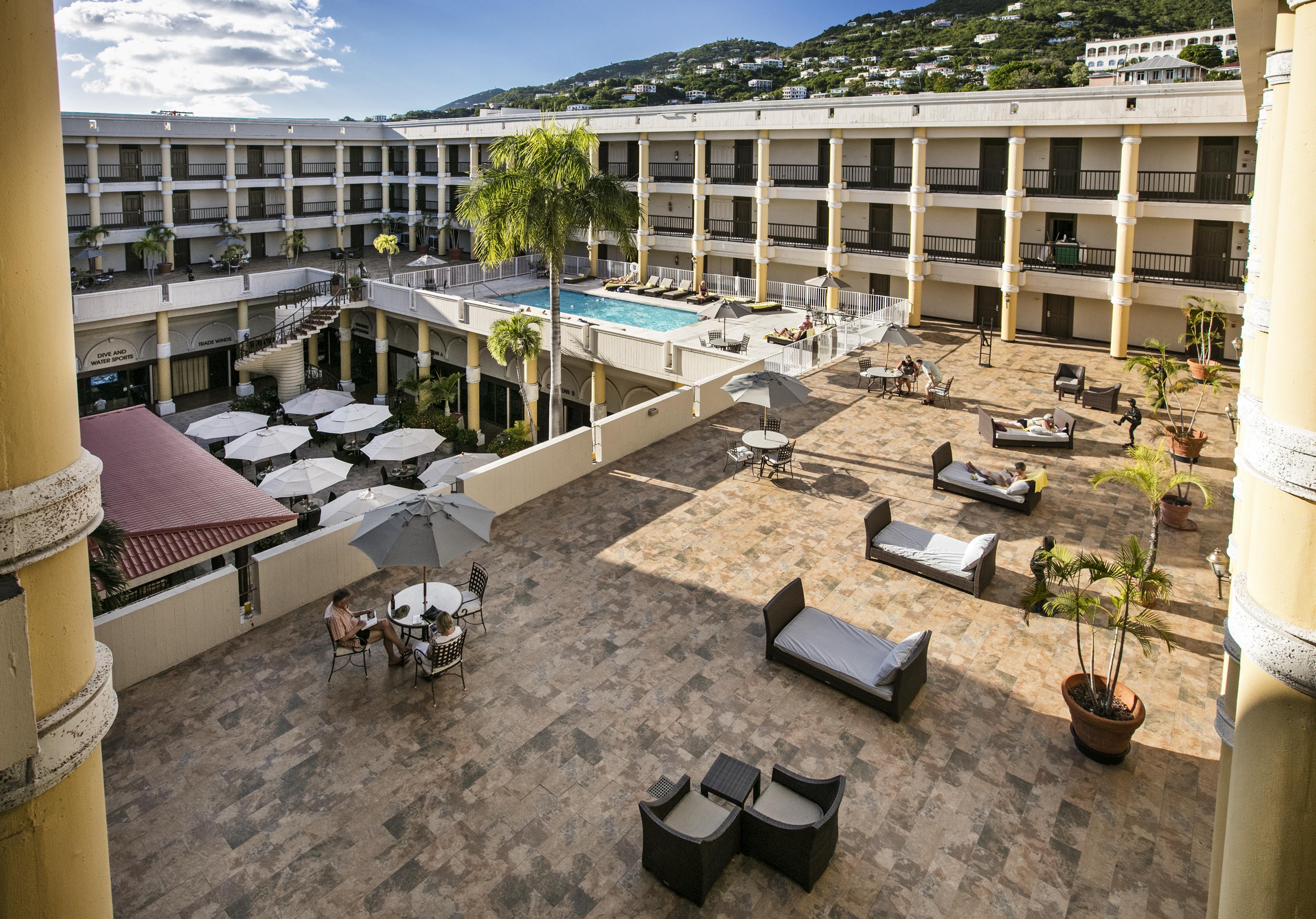 Windward Passage Hotel Charlotte Amalie Exterior photo